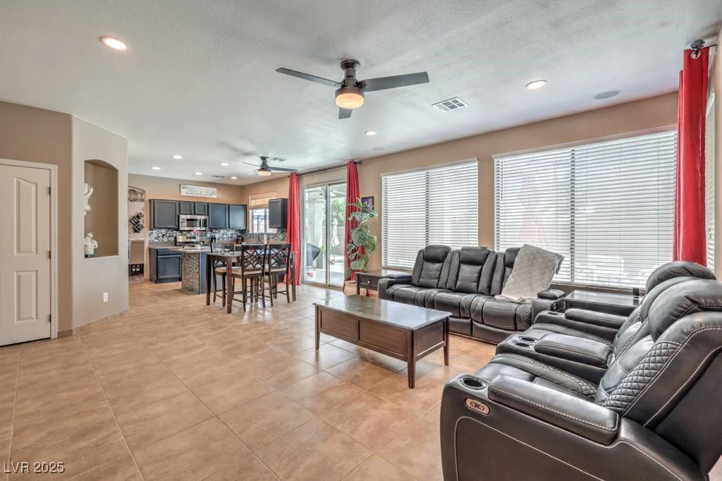 6301 Citrine, Las Vegas, NV 89130