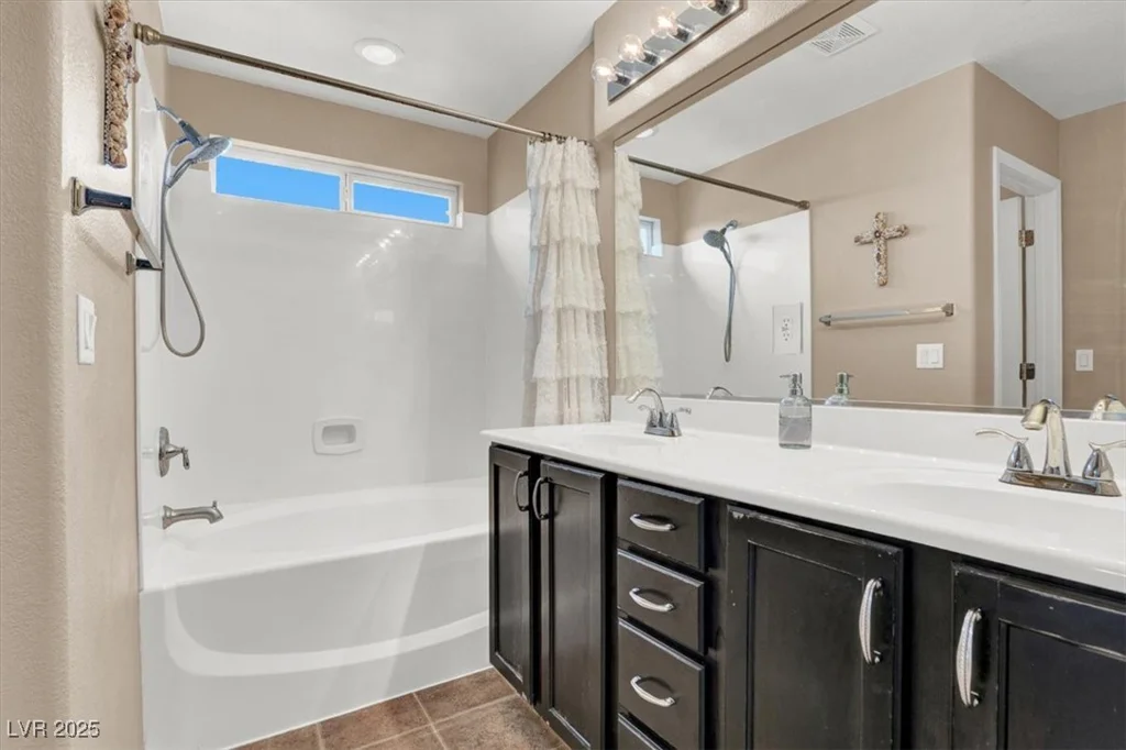 10230 Danskin, Las Vegas, NV 89166