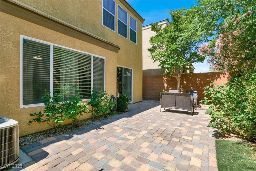 10230 Danskin, Las Vegas, NV 89166
