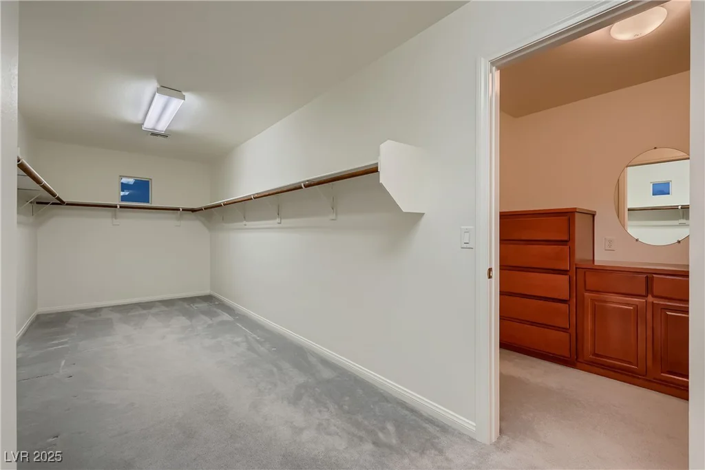 386 Wiseton, Las Vegas, NV 89183