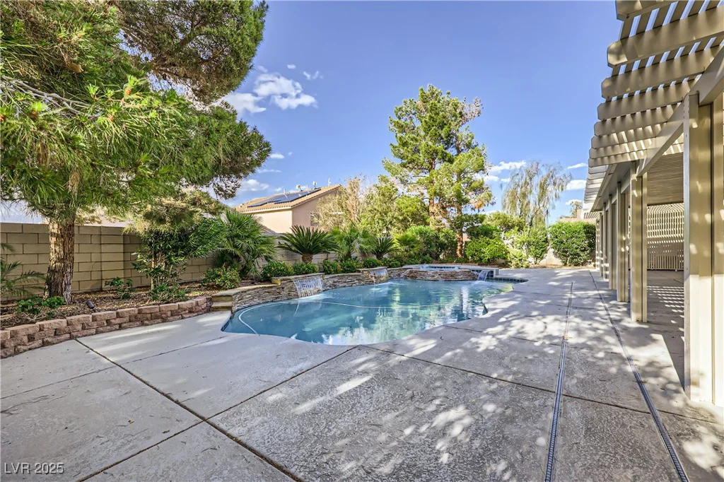 386 Wiseton, Las Vegas, NV 89183