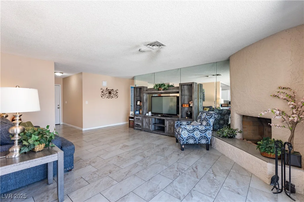 3143 La Mesa, Henderson, NV 89014