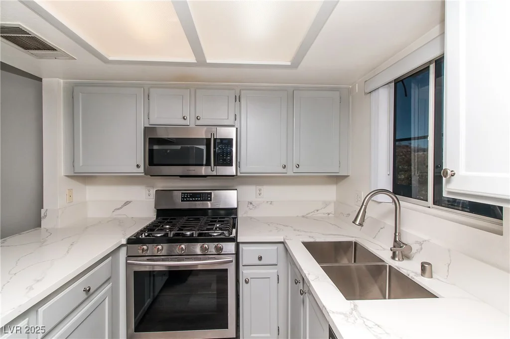 7100 Pirates Cove, Las Vegas, NV 89145