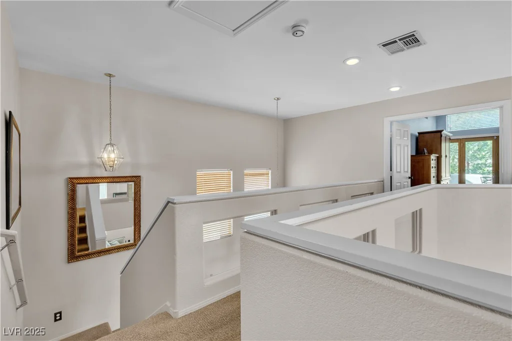 1825 Derbyshire, Las Vegas, NV 89117