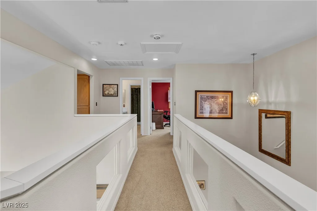 1825 Derbyshire, Las Vegas, NV 89117