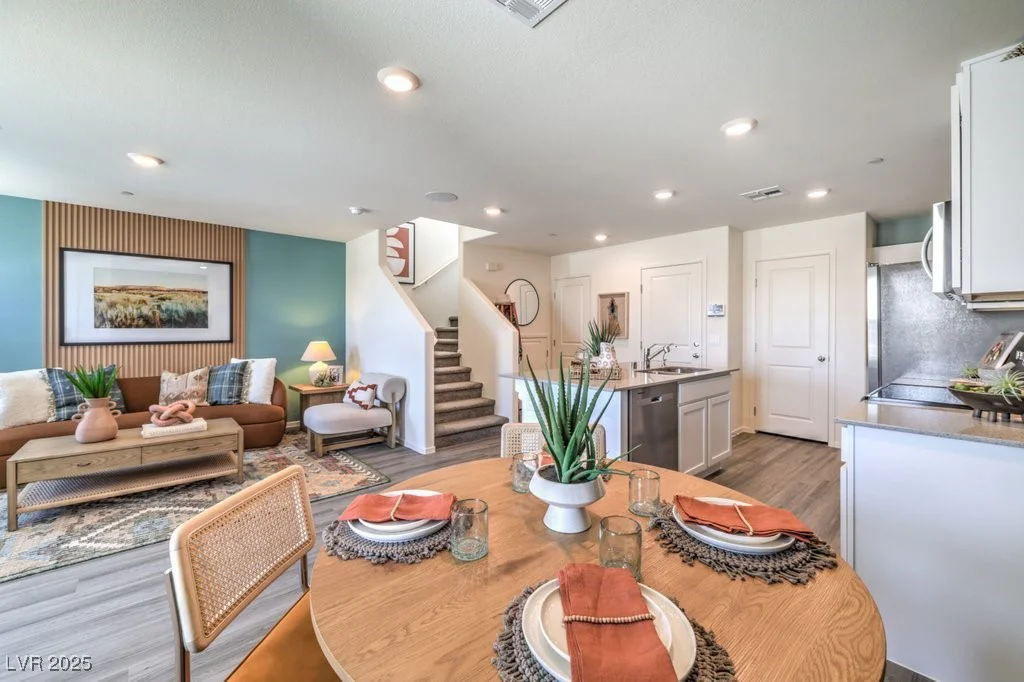 6105 Aster Garden, North Las Vegas, NV 89081