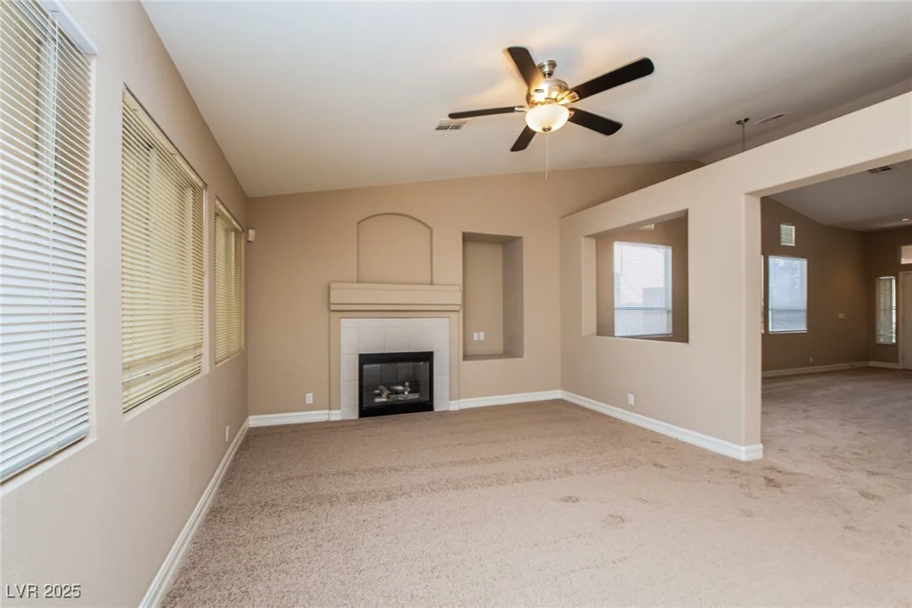 8205 Harrogate, Las Vegas, NV 89129