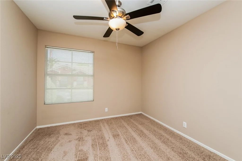 8205 Harrogate, Las Vegas, NV 89129