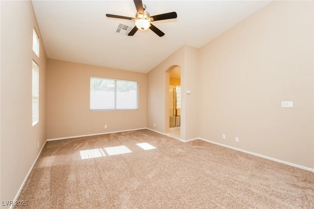 8205 Harrogate, Las Vegas, NV 89129