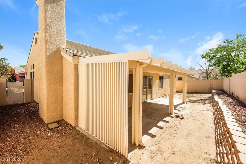 8205 Harrogate, Las Vegas, NV 89129