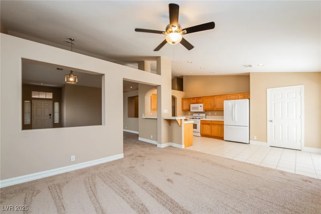 8205 Harrogate, Las Vegas, NV 89129