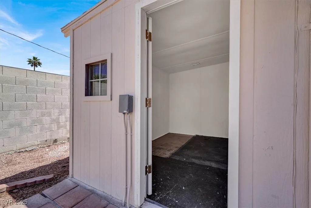 2559 Winterwood, Las Vegas, NV 89142