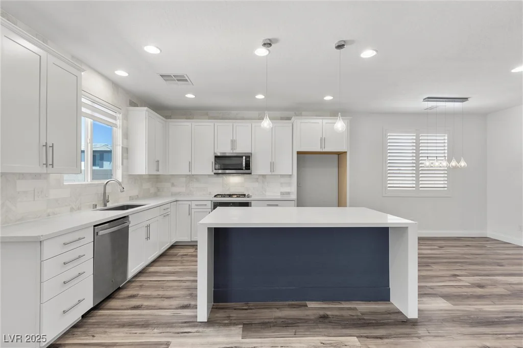 9430 Isla Lee, Las Vegas, NV 89178