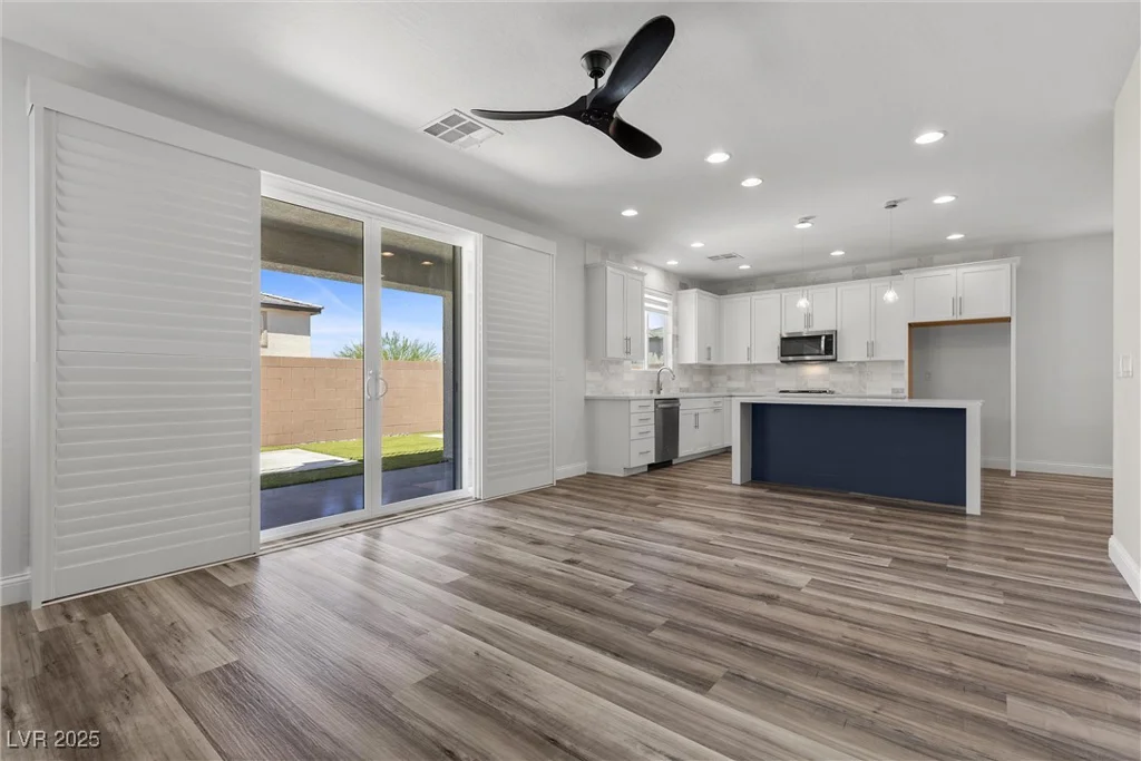9430 Isla Lee, Las Vegas, NV 89178
