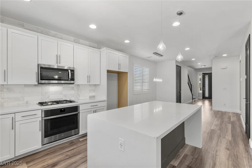 9430 Isla Lee, Las Vegas, NV 89178