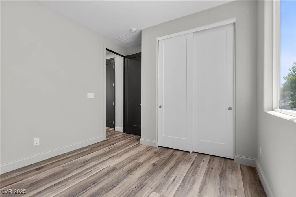 9430 Isla Lee, Las Vegas, NV 89178