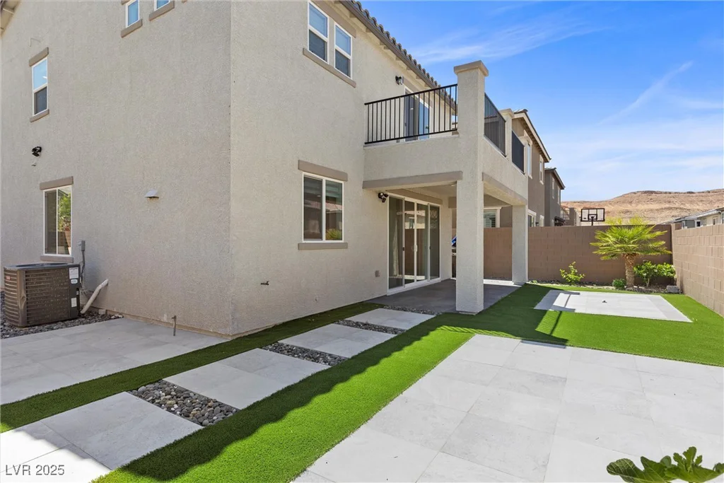 9430 Isla Lee, Las Vegas, NV 89178