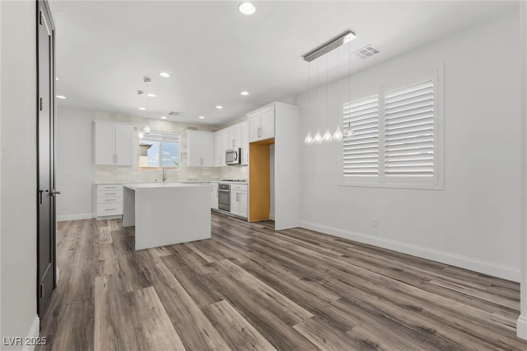 9430 Isla Lee, Las Vegas, NV 89178