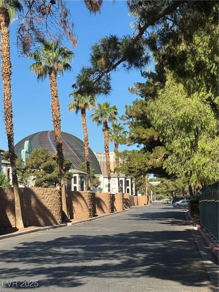 520 Elm, Las Vegas, NV 89169