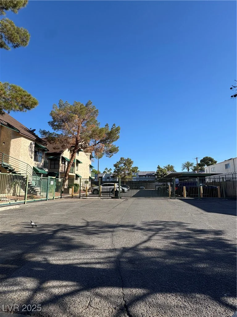 520 Elm, Las Vegas, NV 89169