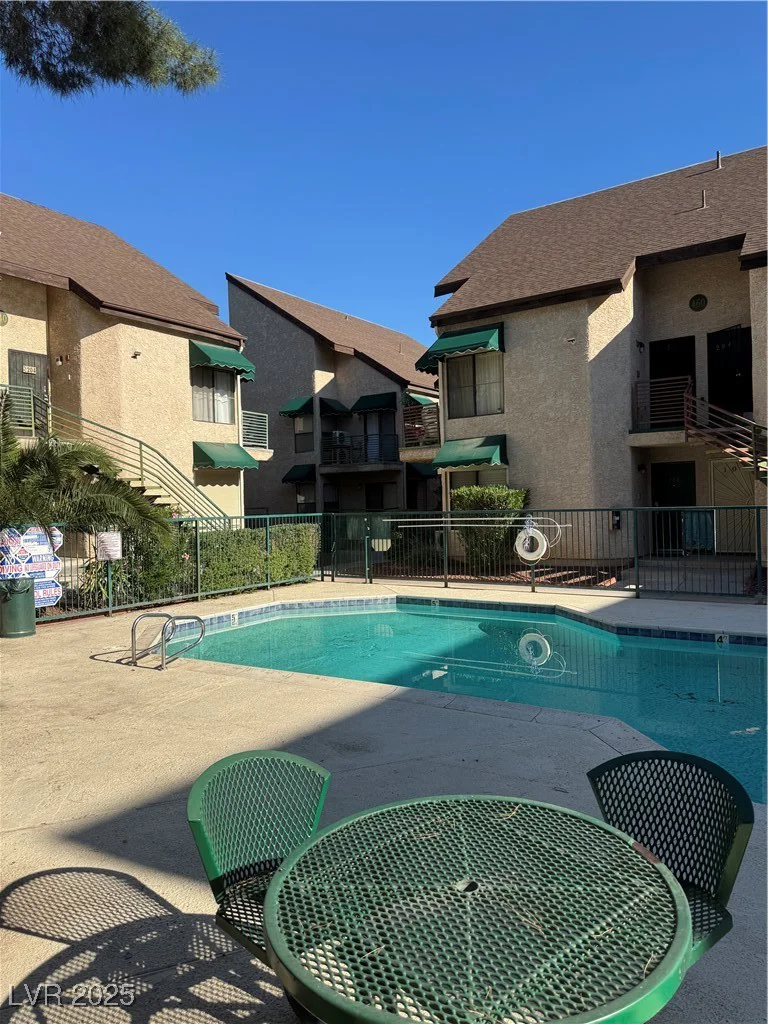 520 Elm, Las Vegas, NV 89169