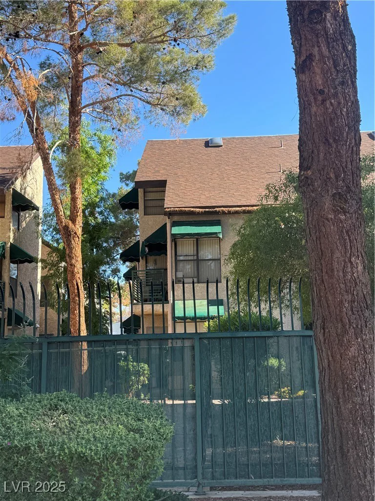 520 Elm, Las Vegas, NV 89169