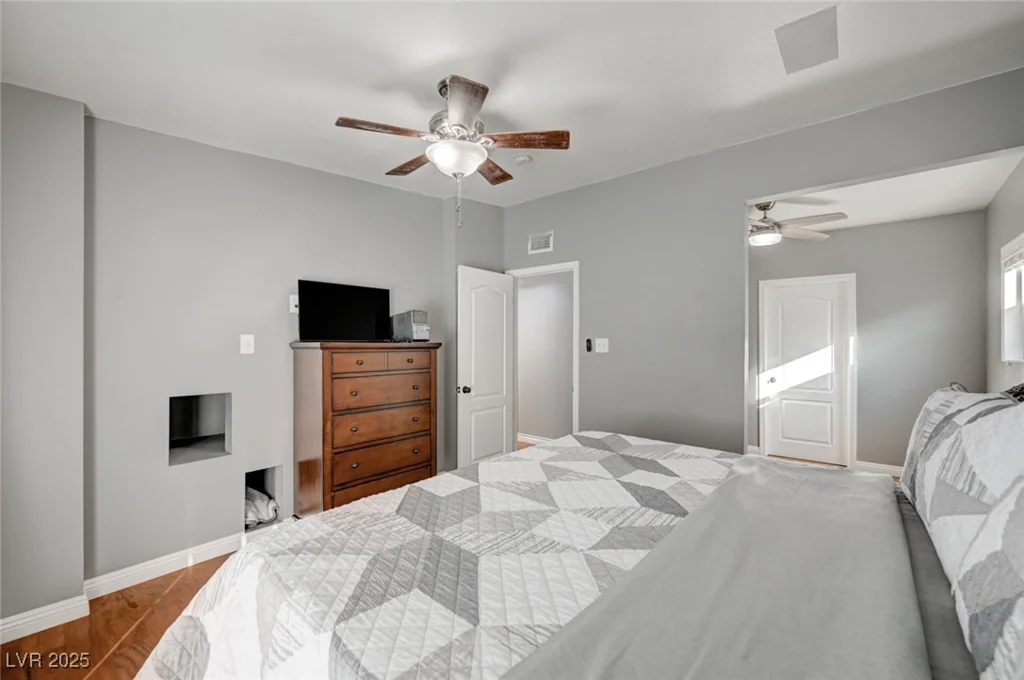 4284 Parkdale, Las Vegas, NV 89121