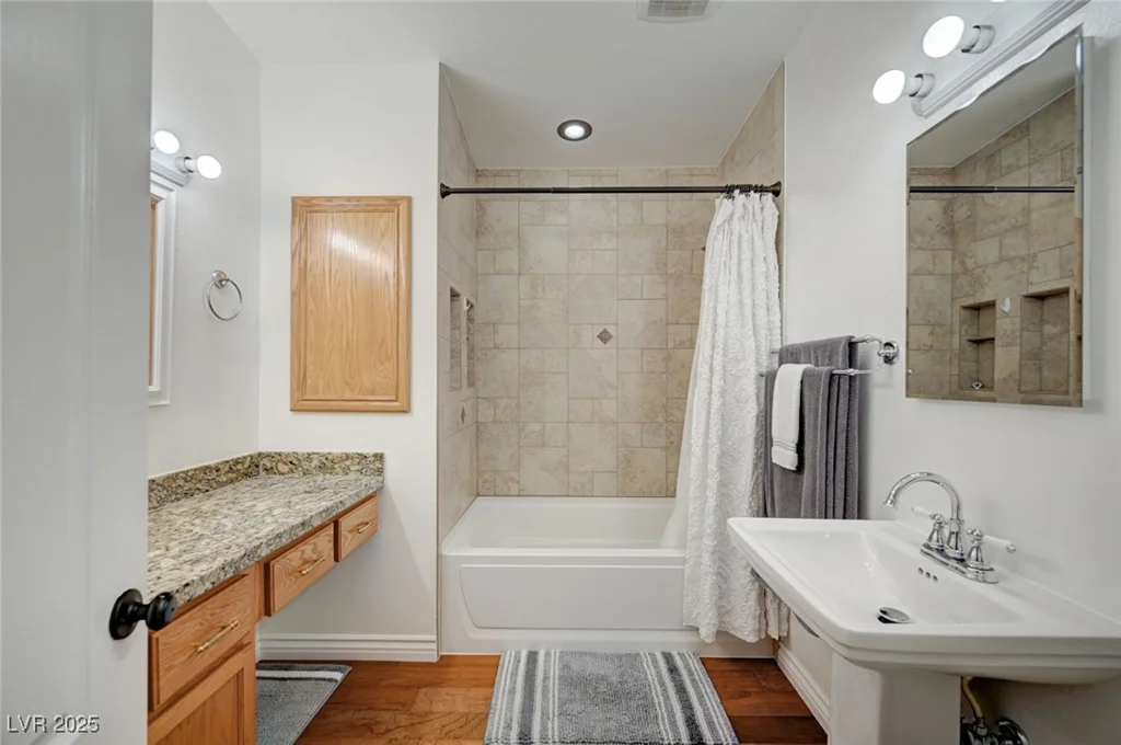 4284 Parkdale, Las Vegas, NV 89121