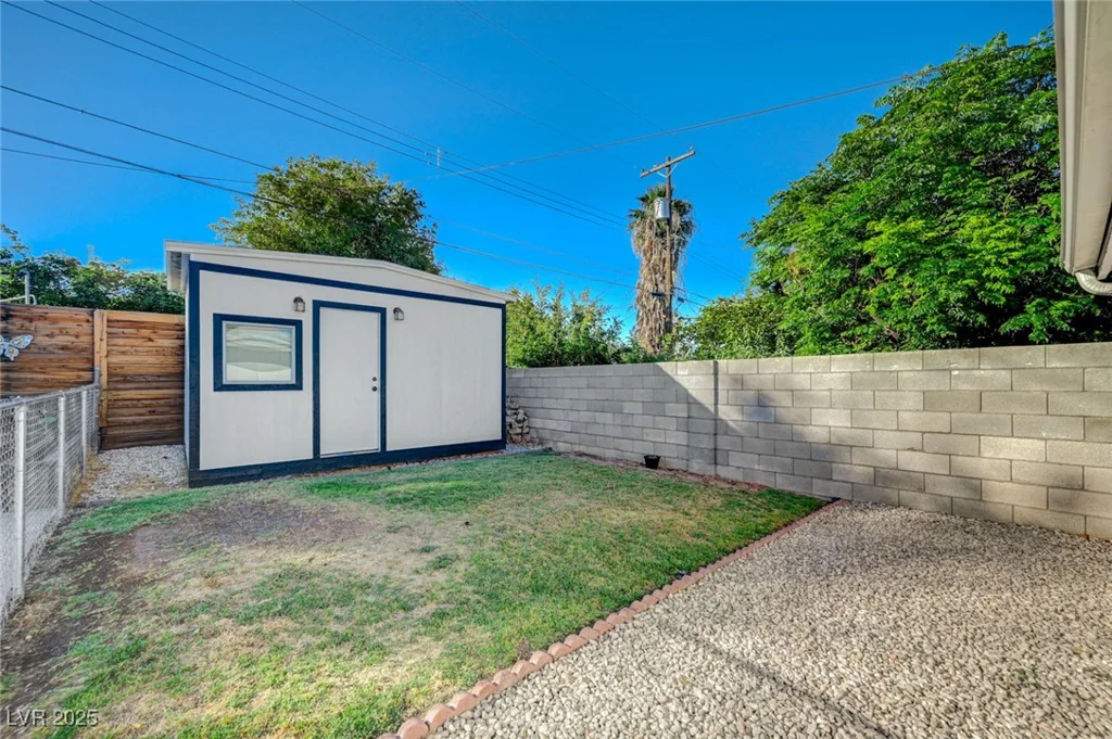 4284 Parkdale, Las Vegas, NV 89121