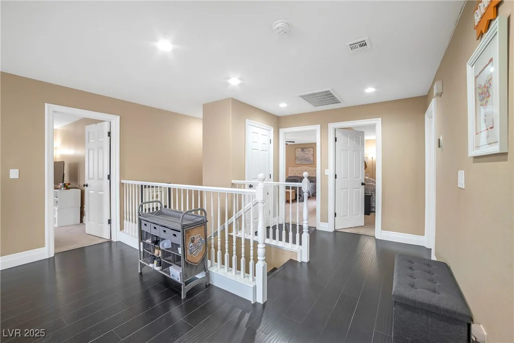 5021 Apache Valley, Las Vegas, NV 89131