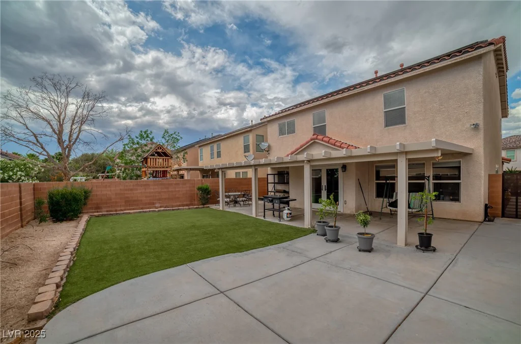 5021 Apache Valley, Las Vegas, NV 89131