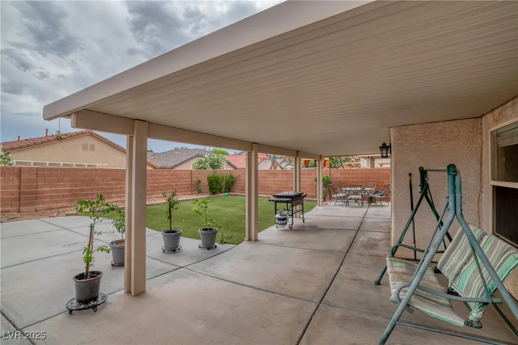 5021 Apache Valley, Las Vegas, NV 89131