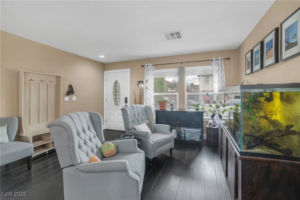 5021 Apache Valley, Las Vegas, NV 89131