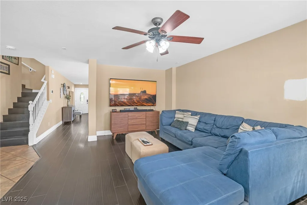 5021 Apache Valley, Las Vegas, NV 89131