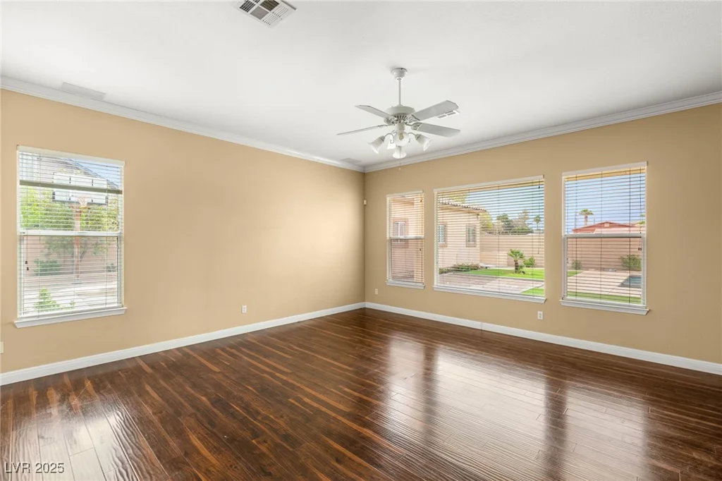 215 Great Gable, Las Vegas, NV 89183