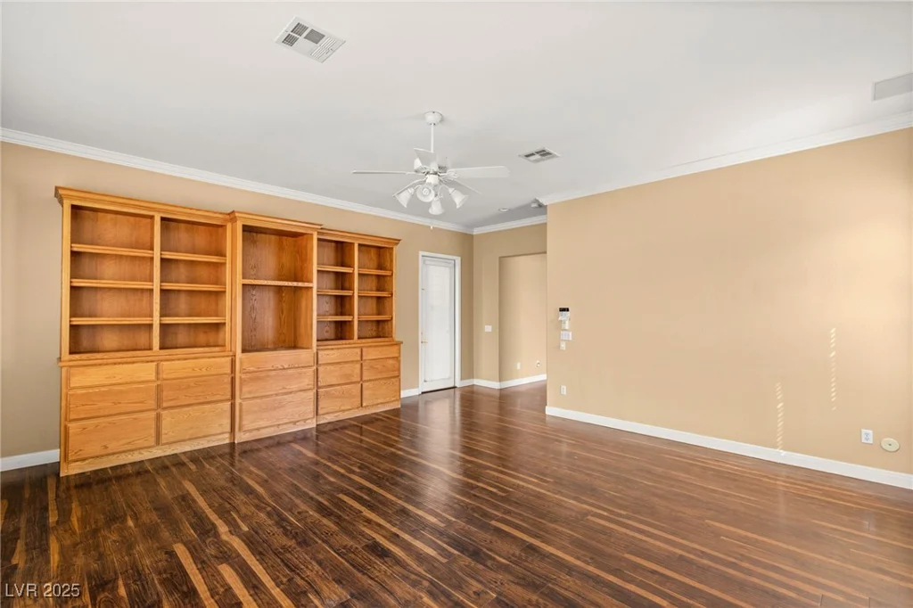 215 Great Gable, Las Vegas, NV 89183