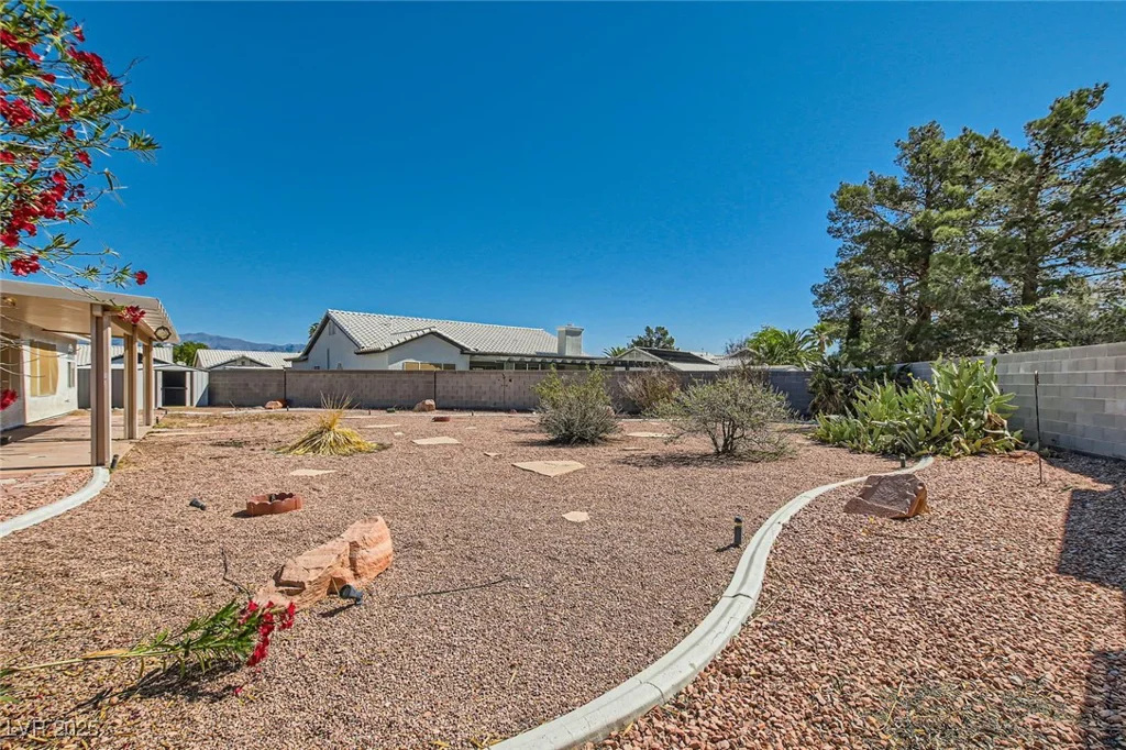3912 Branchwood, North Las Vegas, NV 89032