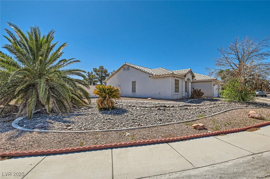 3912 Branchwood, North Las Vegas, NV 89032