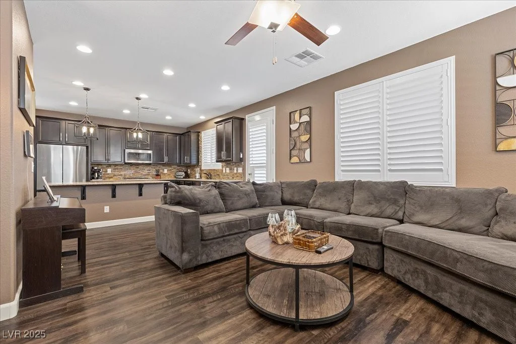 8013 Green River Knob, Las Vegas, NV 89113
