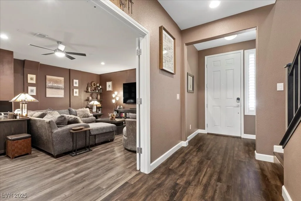 8013 Green River Knob, Las Vegas, NV 89113