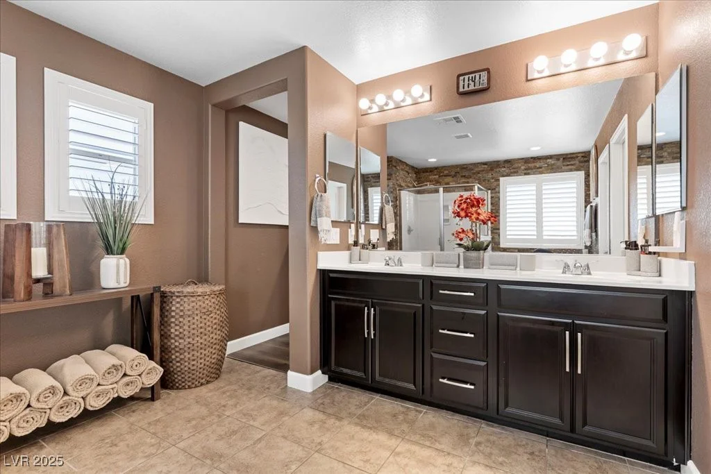 8013 Green River Knob, Las Vegas, NV 89113