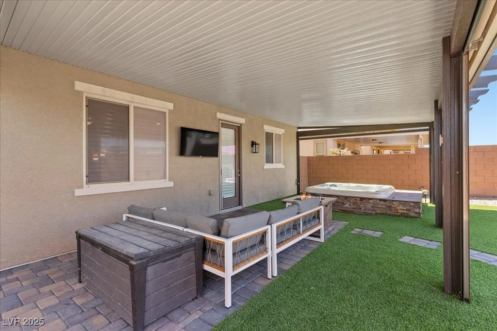 8013 Green River Knob, Las Vegas, NV 89113