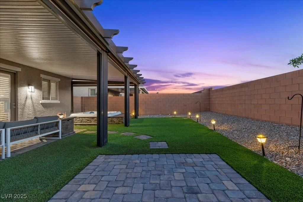 8013 Green River Knob, Las Vegas, NV 89113