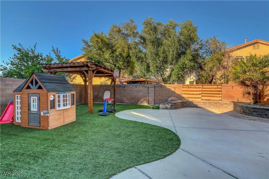 644 Mauna Kea, Henderson, NV 89011