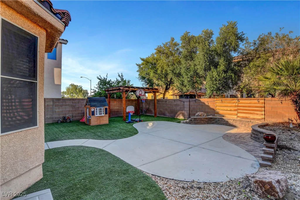 644 Mauna Kea, Henderson, NV 89011