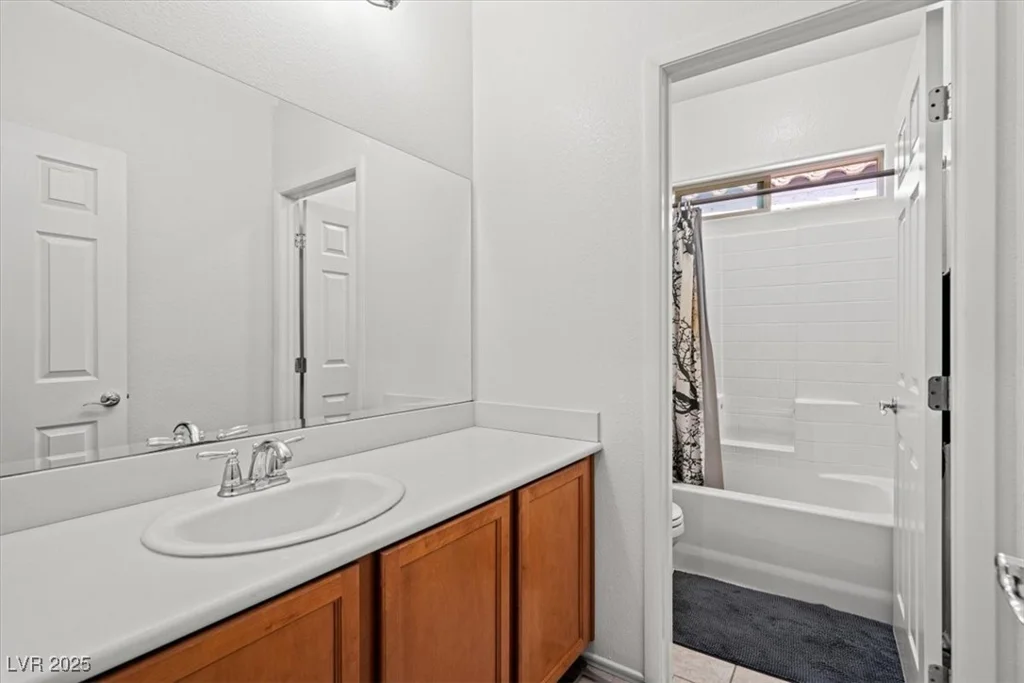 9457 Alma Ridge, Las Vegas, NV 89178