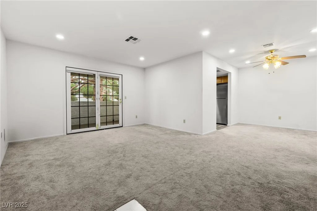 101 Luna, Las Vegas, NV 89145