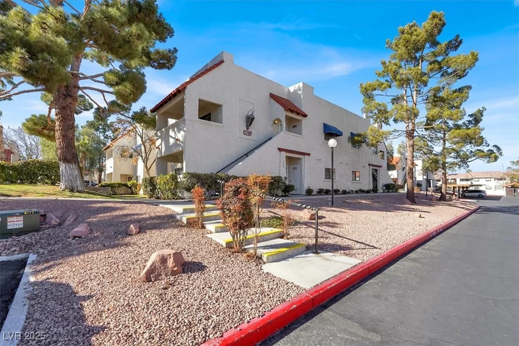 101 Luna, Las Vegas, NV 89145