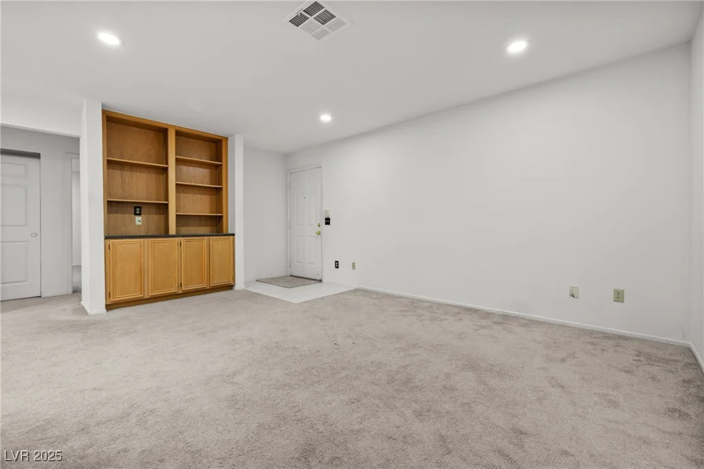 101 Luna, Las Vegas, NV 89145