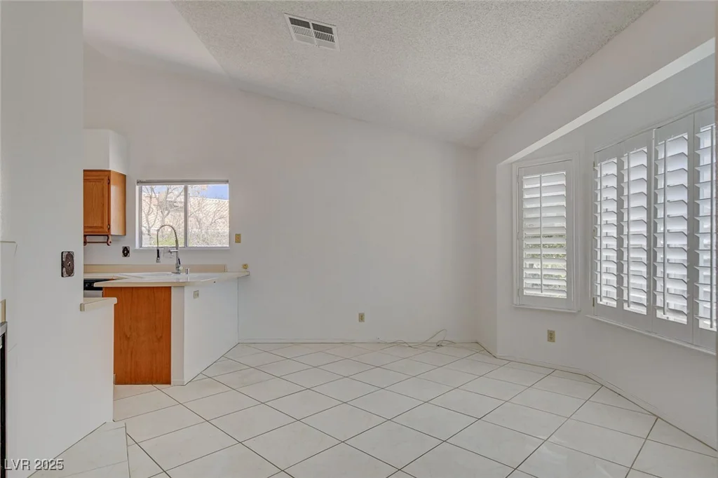 6432 Jean Lee, Las Vegas, NV 89108